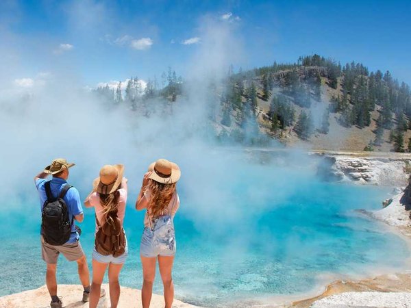 Best things to do in Yellowstone National Park