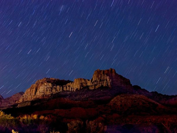 night scenery in zion national park