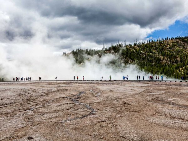 Grand Prismatic Spring, Midway Geyser Basin, Yellowstone Nationa