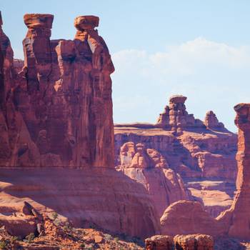 Popular types of activities in Arches National Park
